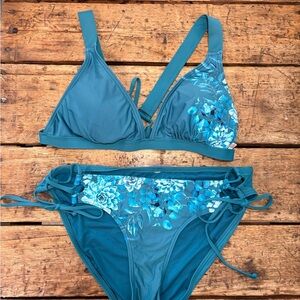 La Vie En Rose Blue Triangle Bikini Set